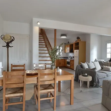 Family's Getaway Kampos Village In Villa Parikia (Paros)