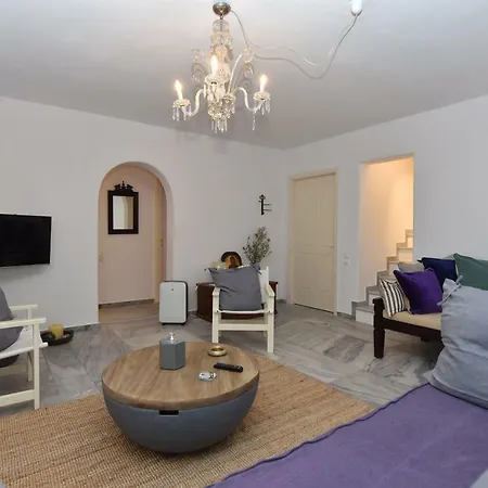 Villa Family's Getaway Kampos Village In *